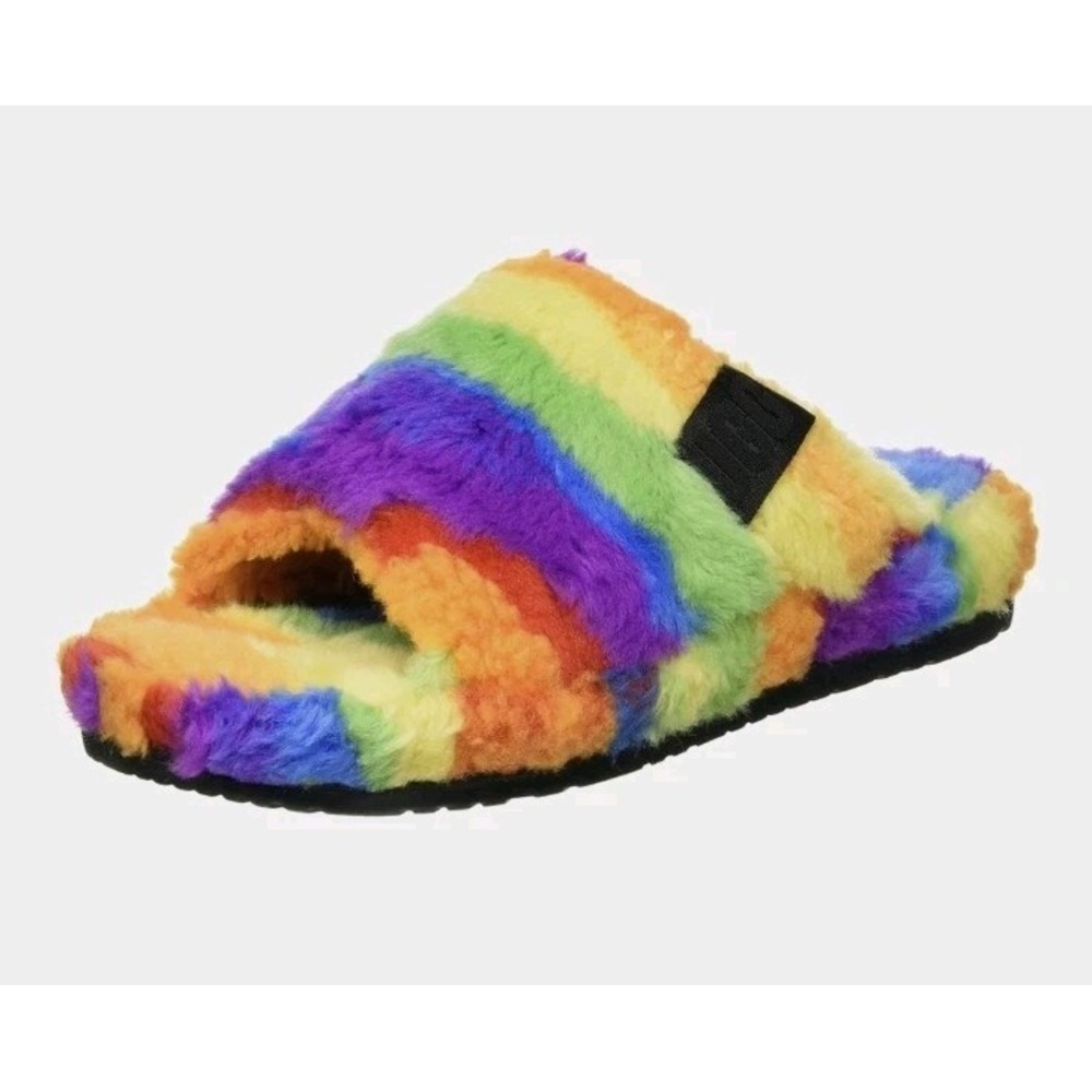 UGG xâ PRIDE Rainbow Fluff You Cali Collage M7 W8.5 Slipper House Shoe EUC